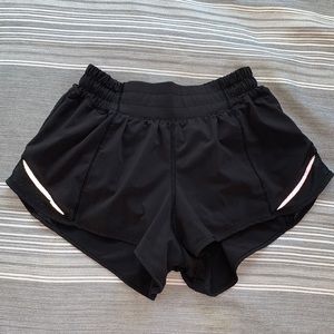 Hotty Hot Low-Rise Lined Short 2.5"